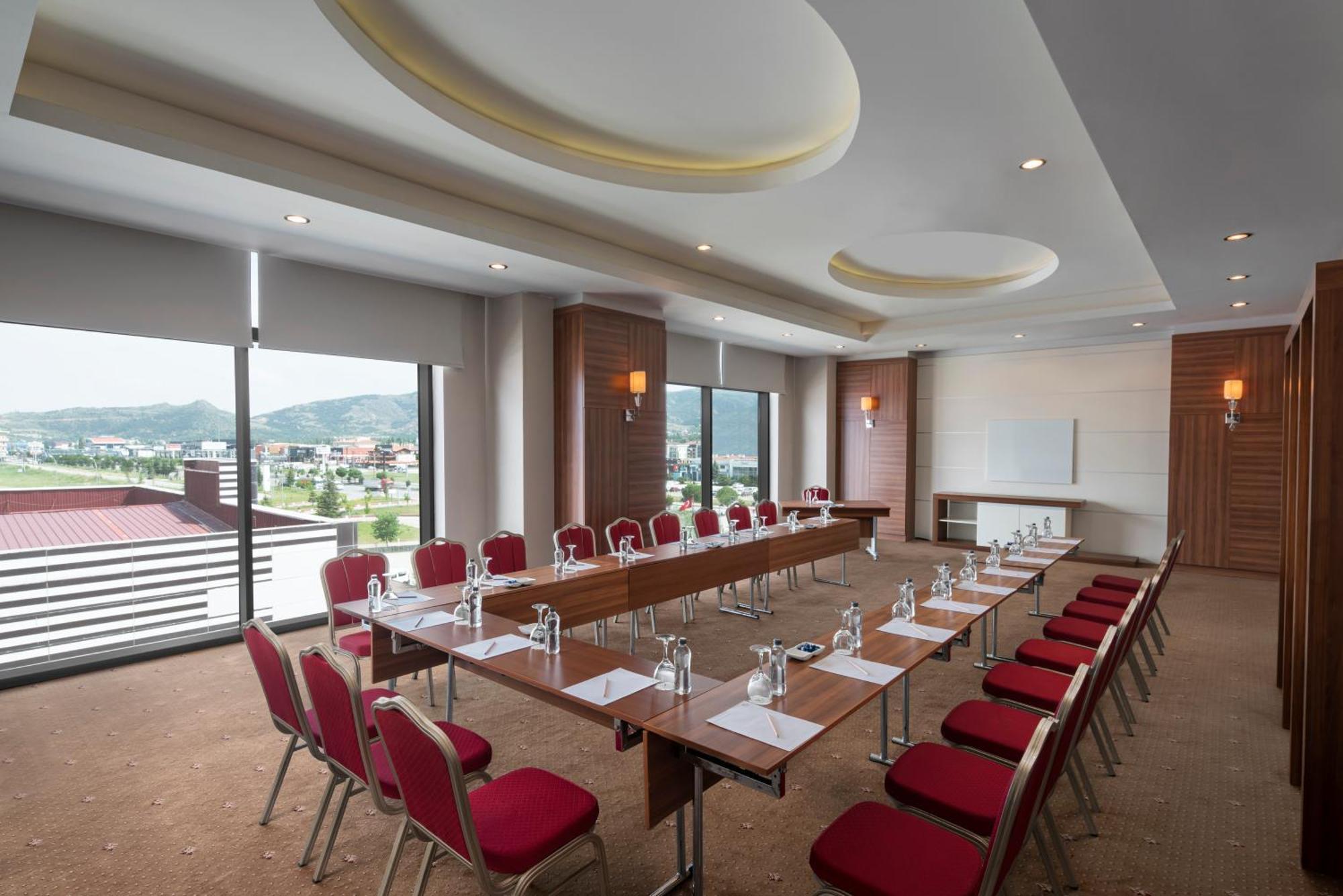 Готель Ng Afyon Wellness & Convention Afyonkarahisar Екстер'єр фото